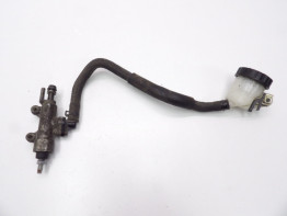 Rempomp achter Honda CBR 1100 XX