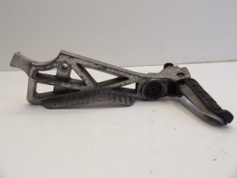 Fussrastetrager vorne links Yamaha FZX 750