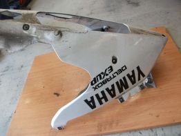 Cowl under Yamaha YZF 1000 Thunderace