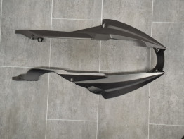 Cowl under Suzuki GSX S 750