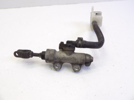 Rempomp achter Suzuki GSF 1200 Bandit