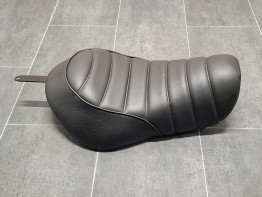 Zadel Harley Davidson XL883N Iron 883