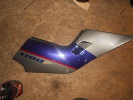 Rechter zijkuip klein Suzuki GSX F 1100