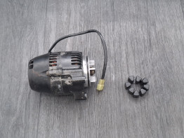 Dynamo Triumph Trident 900