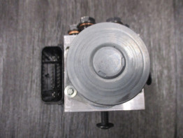 ABS pomp Ducati Monster 1200