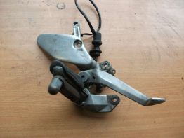 Fussrastetrager vorne rechts Yamaha YZF 750