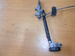 Rempomp achter Kawasaki ZX 7 R