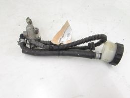 Rempomp achter Kawasaki ZZR 600