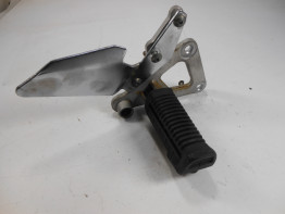 Fussrastetrager vorne rechts Suzuki GS 500 F