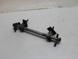 Achteras Kawasaki ER 5