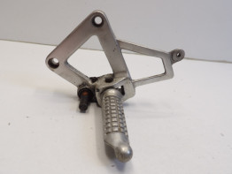 Main step holder left Suzuki GSX R 400