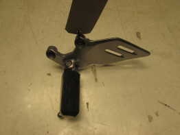 Main step holder left Yamaha Tracer 9 GT