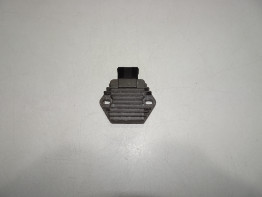 Regulator rectifier Honda VTR 1000 F