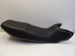 Zadel Honda CX 650 E