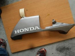 Linker onderkuip Honda CBR 600 RR