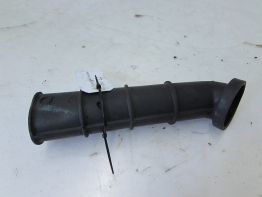 Luchtbuis midden Triumph Sprint 900 Executive