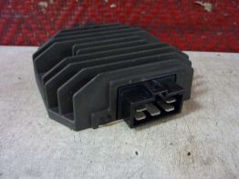 Spanningsregelaar Yamaha FAZER 600