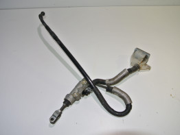 Rempomp achter Suzuki XF 650 Freewind