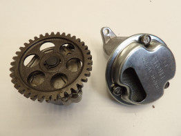 Oliepomp Suzuki Gv 1400 cavalcade