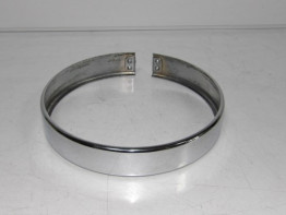 Koplampomlijsting Moto Guzzi V7 Sport