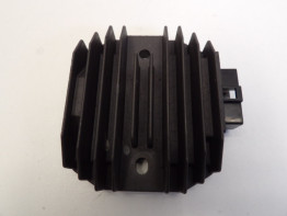 Spanningsregelaar Yamaha FZ6