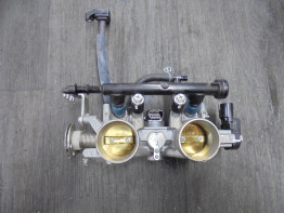 Gasklephuis Yamaha XSR 700