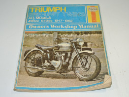 Manuel Triumph Trophy 900