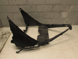 Cowl V shape under Ducati Panigale 1199