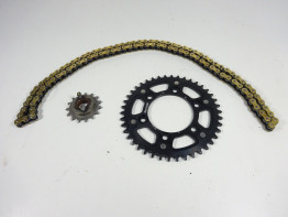 Ketting en tandwielset Ducati Monster 695