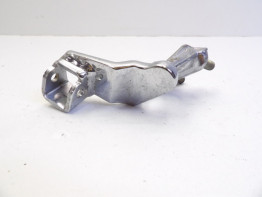 Fussrastetrager vorne links Honda VT 700 750