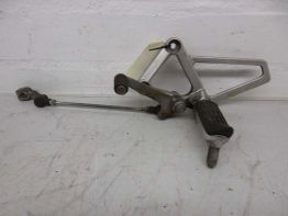 Fussrastetrager vorne links Honda CBR 600 F