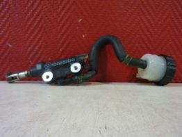 Rempomp achter Yamaha YZF 600 Thundercat