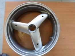 Rear wheel Triumph Speed Triple 955