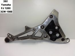 Fussrastetrager vorne rechts Yamaha FJ 1200