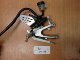 Main step holder right Yamaha YZF R1