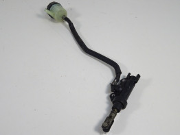 Rempomp achter Yamaha TDM