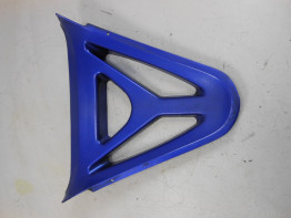 Cowl V shape under Yamaha YZF R1