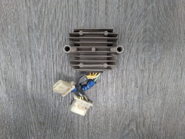 Regulator rectifier Honda CB 900F Bol D Or