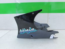 Cowl under Kawasaki GPX 600