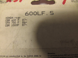 Remblokken achter Honda VFR 750