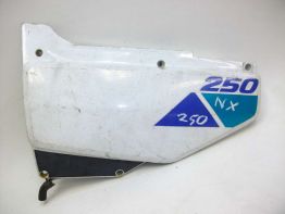 Seitenverkleidung links klein Honda NX 250 Dominator