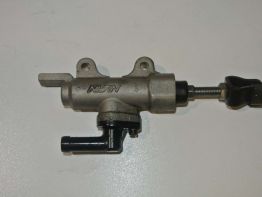 Bremszylinder hinten Honda VFR 800 I