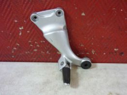 Voetsteun links Suzuki GSX R 1300 Hayabusa