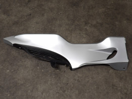 Cowl rear right Suzuki Burgman 400
