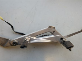 Voetsteun Rechts Honda Deauville 650 - 700