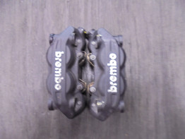 Remklauwen Moto Guzzi V85 TT