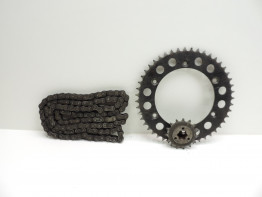 Ketting en tandwielset Suzuki DR 800