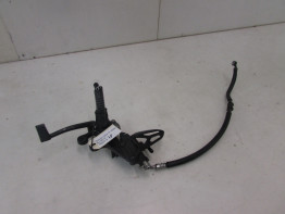 Main step holder right Suzuki GSX R 1000