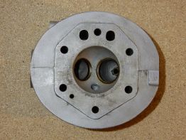 Cylinder head Moto Guzzi V7 700