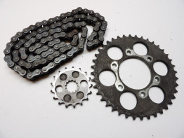 Ketting en tandwielset Kawasaki Z 550 GT